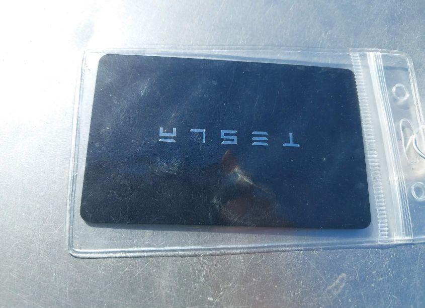 Photo 11 of 2023 Tesla Model X DUAL MOTOR ALL-WHEEL DRIVE/STANDARD RANGE (VIN 7SAXCDE55PF411166)