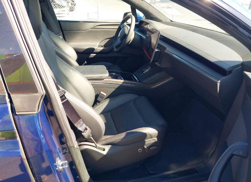 Photo 5 of 2023 Tesla Model X DUAL MOTOR ALL-WHEEL DRIVE/STANDARD RANGE (VIN 7SAXCDE55PF411166)