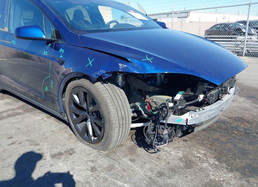 Photo 6 of 2023 Tesla Model X DUAL MOTOR ALL-WHEEL DRIVE/STANDARD RANGE (VIN 7SAXCDE55PF411166)