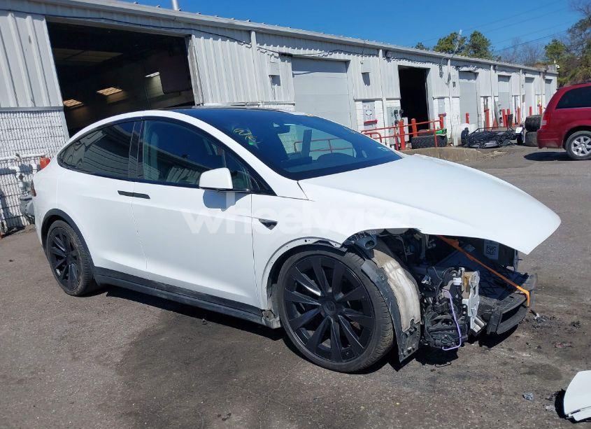 2022 Tesla Model X DUAL MOTOR ALL-WHEEL DRIVE/PLAID TRI MOTOR ALL-WHEEL DRIVE (VIN 7SAXCDE58NF342776) main photo
