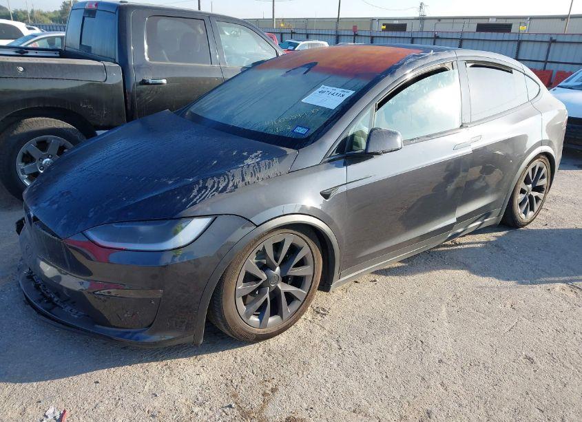 Photo 2 of 2024 Tesla Model X LONG RANGE (VIN 7SAXCDE58RF445962)