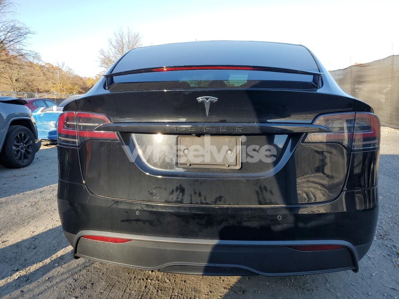 Photo 3 of 2022 TESLA MODEL X (VIN 7SAXCDE5XNF341225)