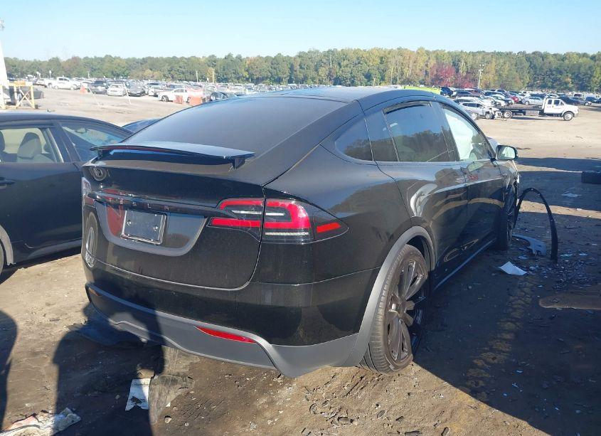Photo 4 of 2023 Tesla Model X DUAL MOTOR ALL-WHEEL DRIVE/STANDARD RANGE (VIN 7SAXCDE5XPF428996)
