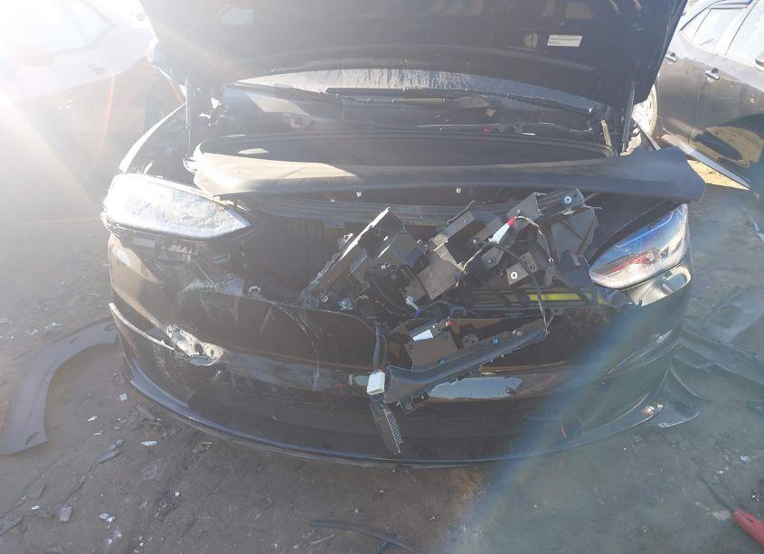 Photo 6 of 2023 Tesla Model X DUAL MOTOR ALL-WHEEL DRIVE/STANDARD RANGE (VIN 7SAXCDE5XPF428996)