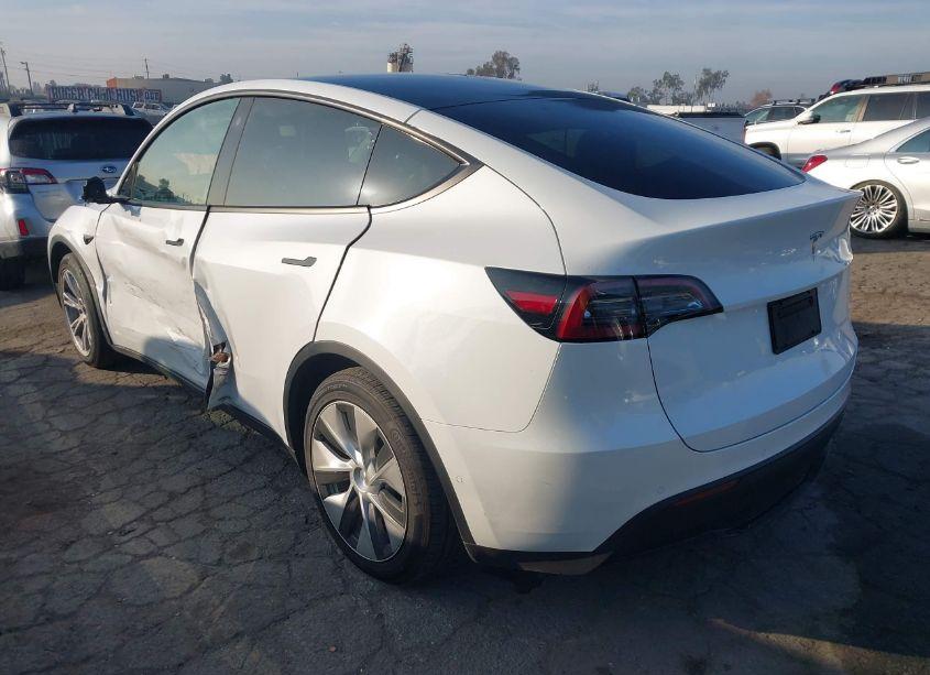 Photo 3 of 2022 Tesla Model Y LONG RANGE DUAL MOTOR ALL-WHEEL DRIVE (VIN 7SAYGAEE0NF381840)