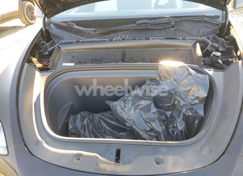 Photo 10 of 2023 Tesla Model Y AWD/LONG RANGE DUAL MOTOR ALL-WHEEL DRIVE (VIN 7SAYGAEE0PF646470)
