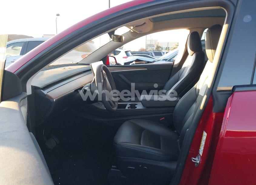 Photo 5 of 2023 Tesla Model Y AWD/LONG RANGE DUAL MOTOR ALL-WHEEL DRIVE (VIN 7SAYGAEE0PF859791)