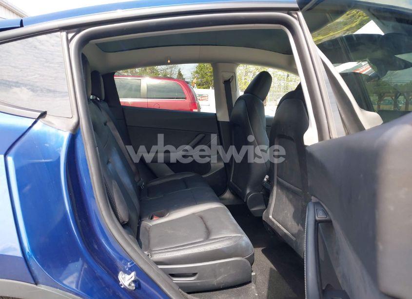 Photo 8 of 2023 Tesla Model Y AWD/LONG RANGE DUAL MOTOR ALL-WHEEL DRIVE (VIN 7SAYGAEE0PF892595)