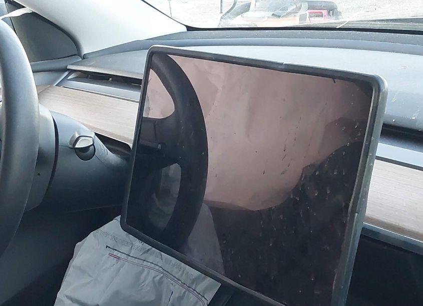 Photo 18 of 2023 Tesla Model Y AWD/LONG RANGE DUAL MOTOR ALL-WHEEL DRIVE (VIN 7SAYGAEE0PF907791)