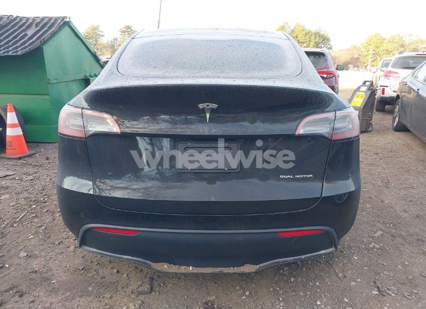 Photo 15 of 2023 Tesla Model Y AWD/LONG RANGE DUAL MOTOR ALL-WHEEL DRIVE (VIN 7SAYGAEE0PF927331)