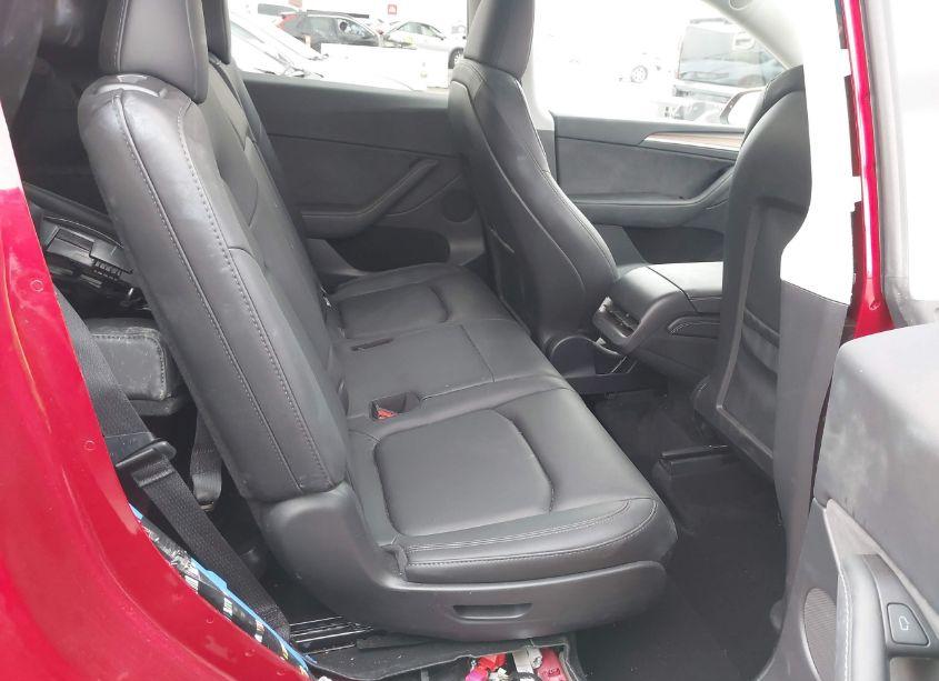 Photo 8 of 2024 Tesla Model Y LONG RANGE DUAL MOTOR ALL-WHEEL DRIVE (VIN 7SAYGAEE0RF017553)