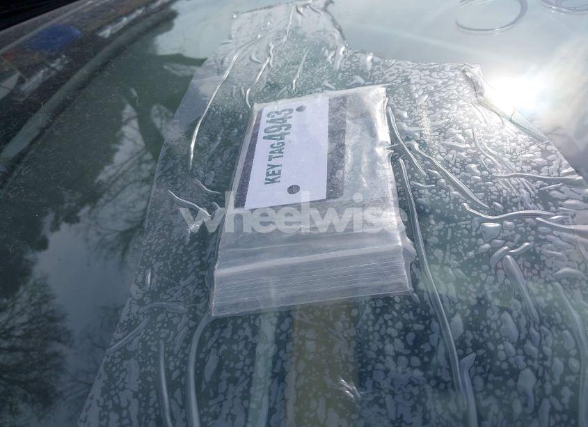 Photo 11 of 2022 Tesla Model Y LONG RANGE DUAL MOTOR ALL-WHEEL DRIVE (VIN 7SAYGAEE1NF364514)