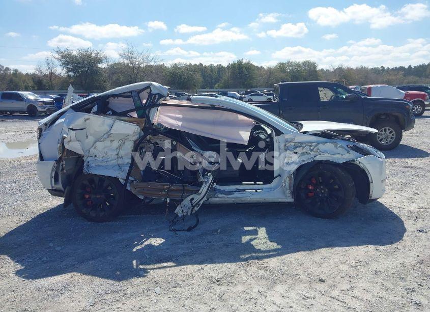 Photo 12 of 2023 Tesla Model Y AWD/LONG RANGE DUAL MOTOR ALL-WHEEL DRIVE (VIN 7SAYGAEE1PF665934)