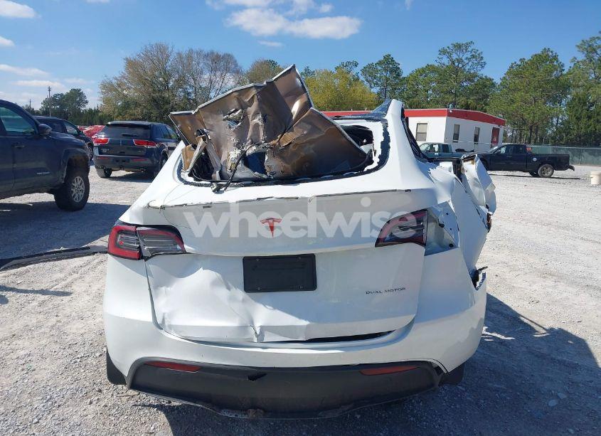 Photo 15 of 2023 Tesla Model Y AWD/LONG RANGE DUAL MOTOR ALL-WHEEL DRIVE (VIN 7SAYGAEE1PF665934)