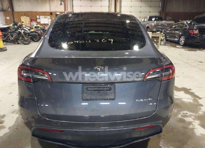 Photo 16 of 2023 Tesla Model Y AWD/LONG RANGE DUAL MOTOR ALL-WHEEL DRIVE (VIN 7SAYGAEE1PF674004)