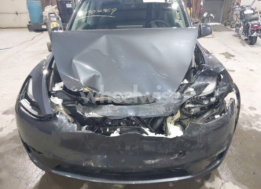 Photo 6 of 2023 Tesla Model Y AWD/LONG RANGE DUAL MOTOR ALL-WHEEL DRIVE (VIN 7SAYGAEE1PF674004)