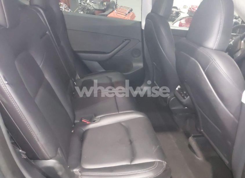 Photo 8 of 2023 Tesla Model Y AWD/LONG RANGE DUAL MOTOR ALL-WHEEL DRIVE (VIN 7SAYGAEE1PF674004)