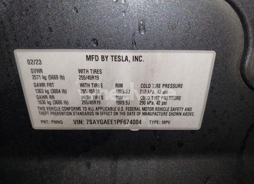 Photo 9 of 2023 Tesla Model Y AWD/LONG RANGE DUAL MOTOR ALL-WHEEL DRIVE (VIN 7SAYGAEE1PF674004)