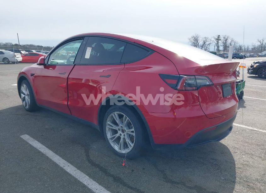 Photo 6 of 2023 Tesla Model Y AWD/LONG RANGE DUAL MOTOR ALL-WHEEL DRIVE (VIN 7SAYGAEE1PF745038)