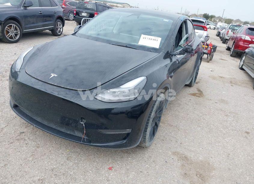 Photo 2 of 2023 Tesla Model Y AWD/LONG RANGE DUAL MOTOR ALL-WHEEL DRIVE (VIN 7SAYGAEE1PF806310)