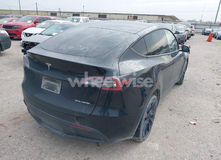 Photo 4 of 2023 Tesla Model Y AWD/LONG RANGE DUAL MOTOR ALL-WHEEL DRIVE (VIN 7SAYGAEE1PF806310)