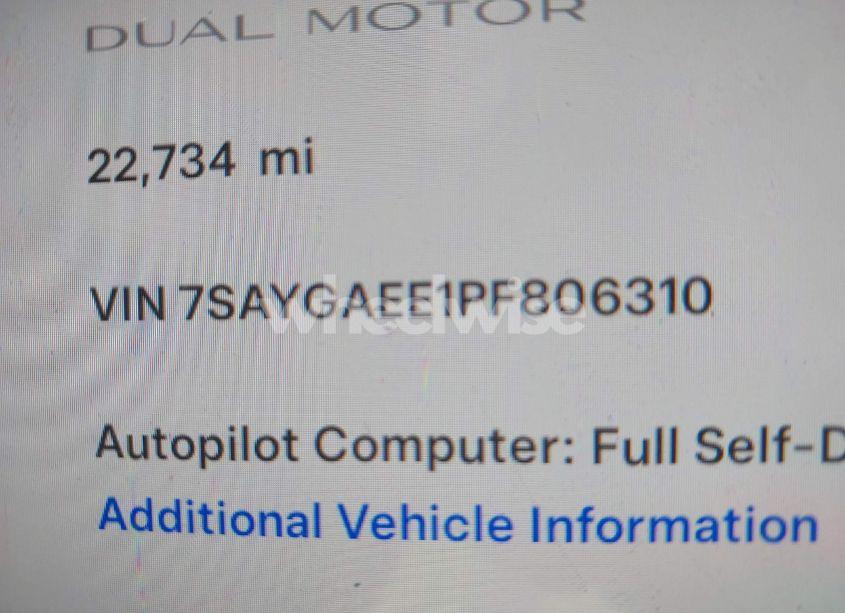 Photo 9 of 2023 Tesla Model Y AWD/LONG RANGE DUAL MOTOR ALL-WHEEL DRIVE (VIN 7SAYGAEE1PF806310)