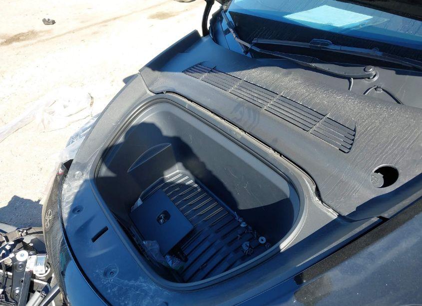 Photo 10 of 2023 Tesla Model Y AWD/LONG RANGE DUAL MOTOR ALL-WHEEL DRIVE (VIN 7SAYGAEE1PF837301)