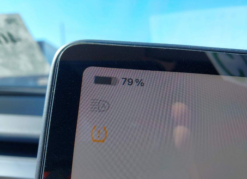 Photo 17 of 2023 Tesla Model Y AWD/LONG RANGE DUAL MOTOR ALL-WHEEL DRIVE (VIN 7SAYGAEE1PF837301)