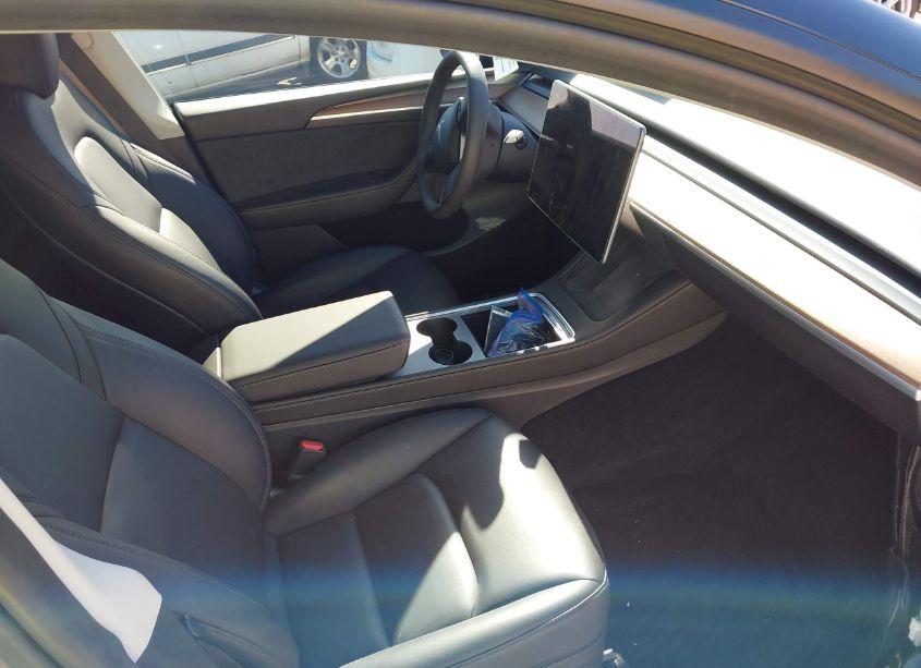 Photo 5 of 2023 Tesla Model Y AWD/LONG RANGE DUAL MOTOR ALL-WHEEL DRIVE (VIN 7SAYGAEE1PF837301)