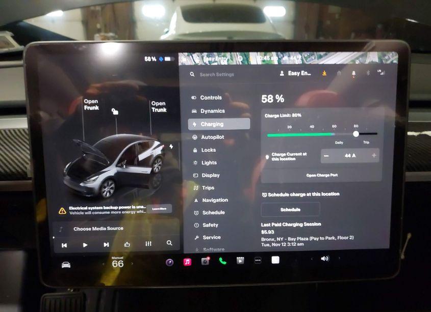 Photo 17 of 2024 Tesla Model Y LONG RANGE DUAL MOTOR ALL-WHEEL DRIVE (VIN 7SAYGAEE1RF037181)