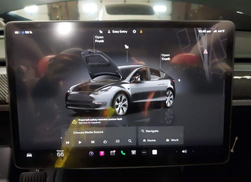 Photo 18 of 2024 Tesla Model Y LONG RANGE DUAL MOTOR ALL-WHEEL DRIVE (VIN 7SAYGAEE1RF037181)