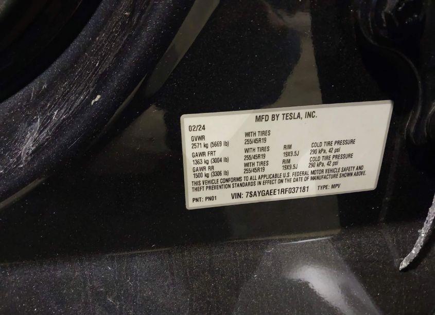 Photo 9 of 2024 Tesla Model Y LONG RANGE DUAL MOTOR ALL-WHEEL DRIVE (VIN 7SAYGAEE1RF037181)