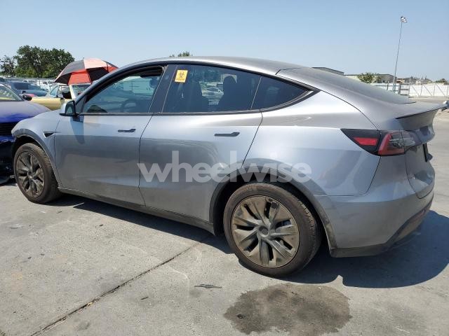Photo 8 of 2024 TESLA MODEL Y (VIN 7SAYGAEE1RF170717)