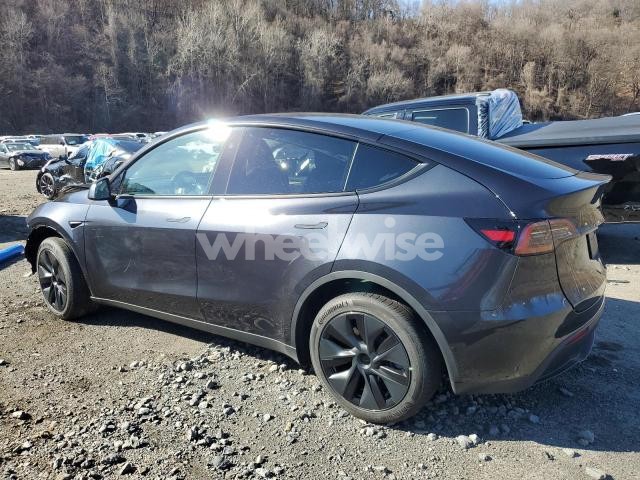 Photo 9 of 2025 TESLA MODEL Y (VIN 7SAYGAEE1SF218433)