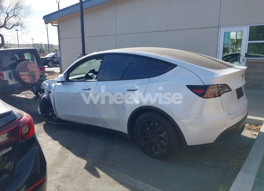Photo 15 of 2023 Tesla Model Y AWD/LONG RANGE DUAL MOTOR ALL-WHEEL DRIVE (VIN 7SAYGAEE2PF668910)