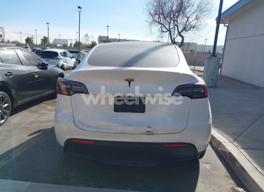 Photo 17 of 2023 Tesla Model Y AWD/LONG RANGE DUAL MOTOR ALL-WHEEL DRIVE (VIN 7SAYGAEE2PF668910)