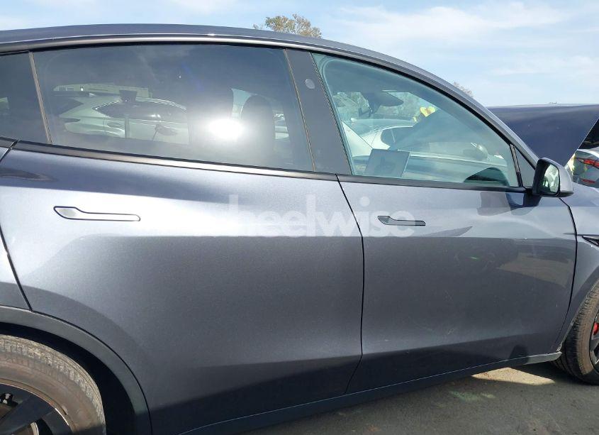 Photo 14 of 2023 Tesla Model Y AWD/LONG RANGE DUAL MOTOR ALL-WHEEL DRIVE (VIN 7SAYGAEE2PF851031)