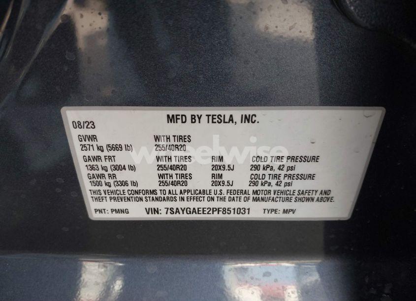 Photo 9 of 2023 Tesla Model Y AWD/LONG RANGE DUAL MOTOR ALL-WHEEL DRIVE (VIN 7SAYGAEE2PF851031)