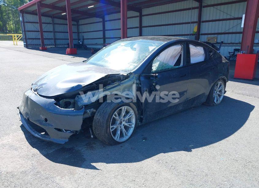 Photo 2 of 2023 Tesla Model Y AWD/LONG RANGE DUAL MOTOR ALL-WHEEL DRIVE (VIN 7SAYGAEE2PF898592)