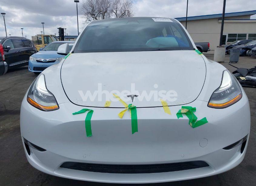Photo 13 of 2022 Tesla Model Y LONG RANGE DUAL MOTOR ALL-WHEEL DRIVE (VIN 7SAYGAEE3NF575178)
