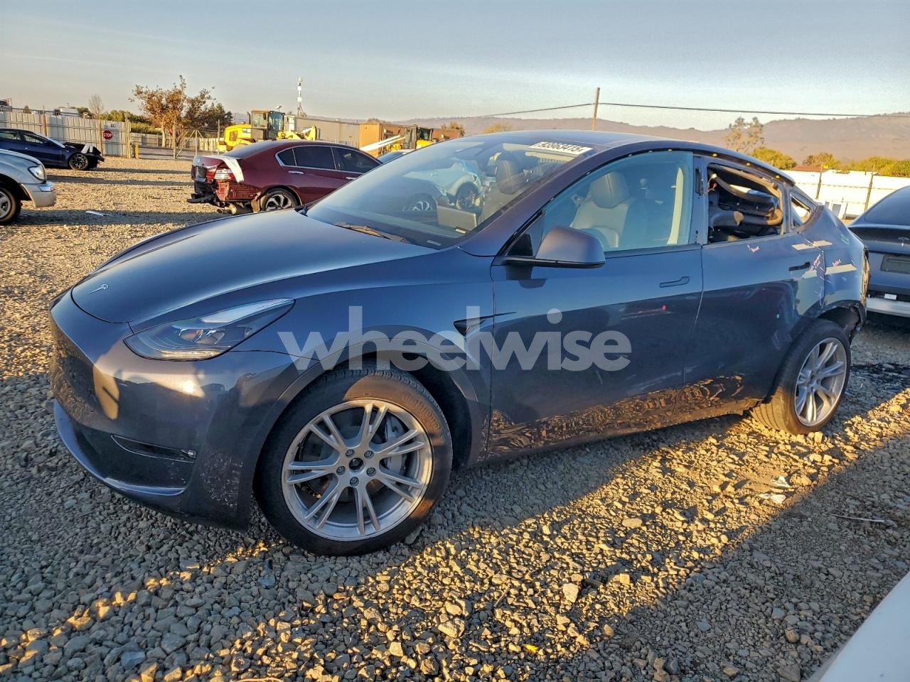 2023 TESLA MODEL Y (VIN 7SAYGAEE3PF876486) main photo