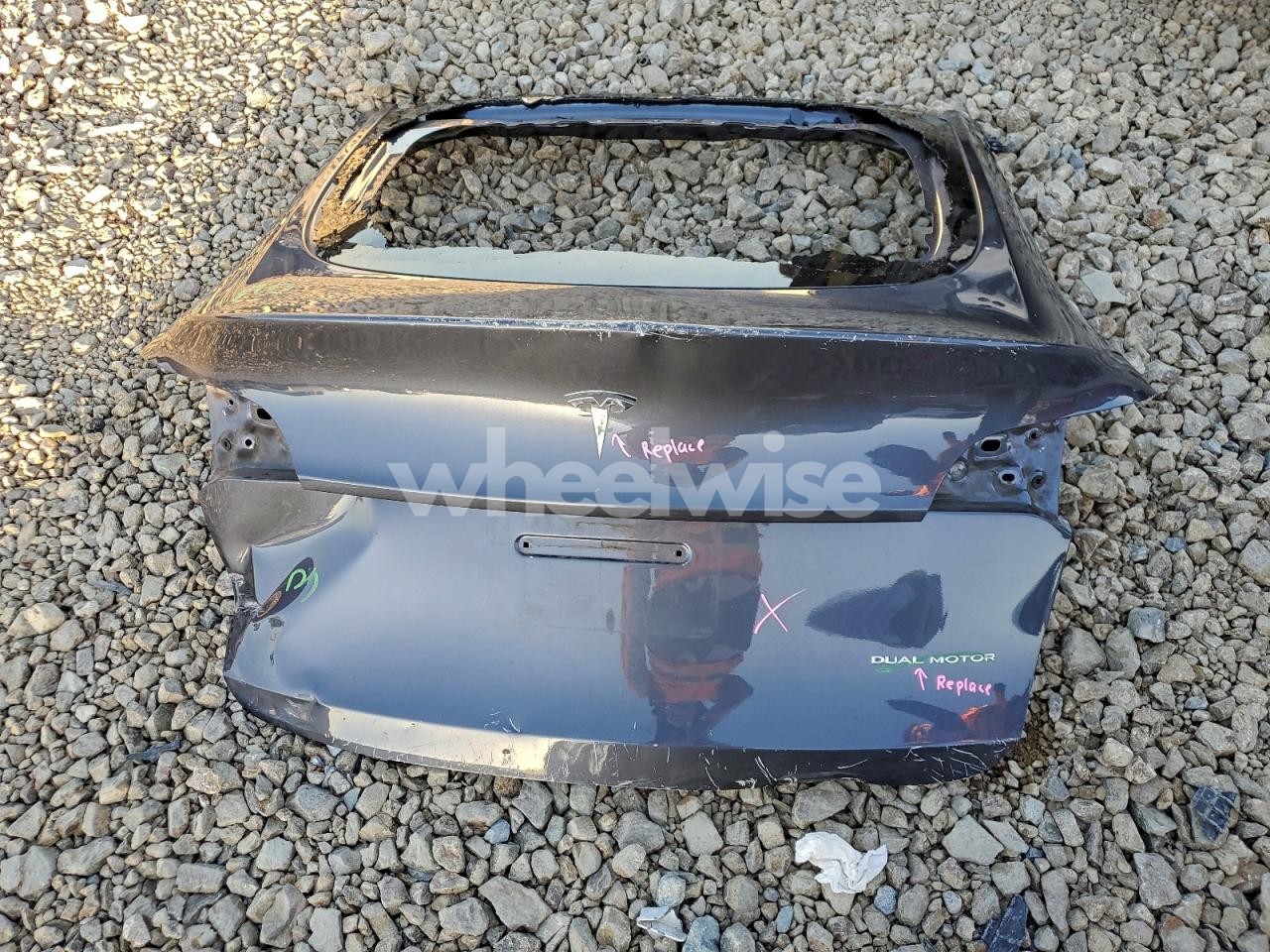 Photo 13 of 2023 TESLA MODEL Y (VIN 7SAYGAEE3PF876486)