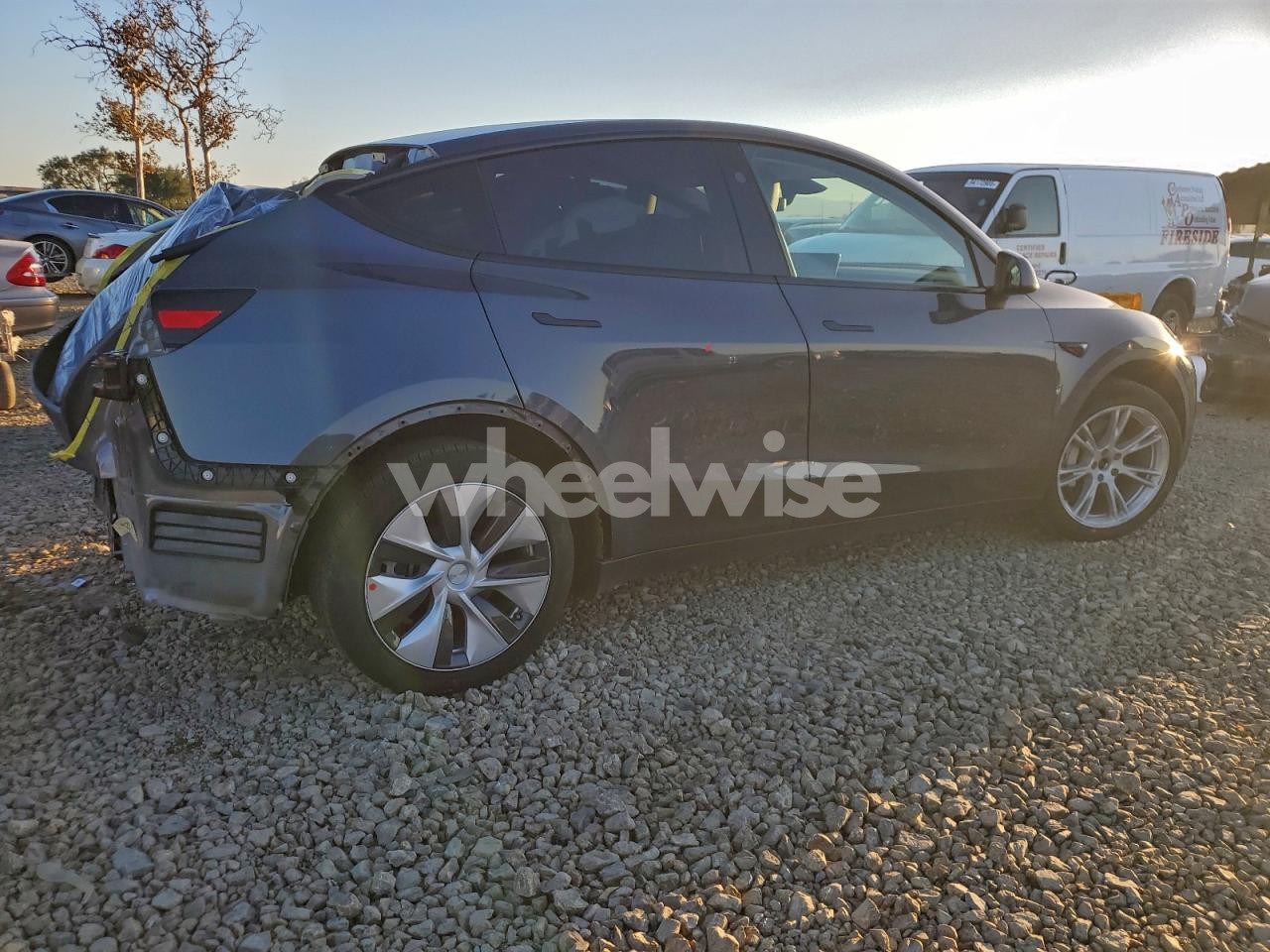Photo 3 of 2023 TESLA MODEL Y (VIN 7SAYGAEE3PF876486)