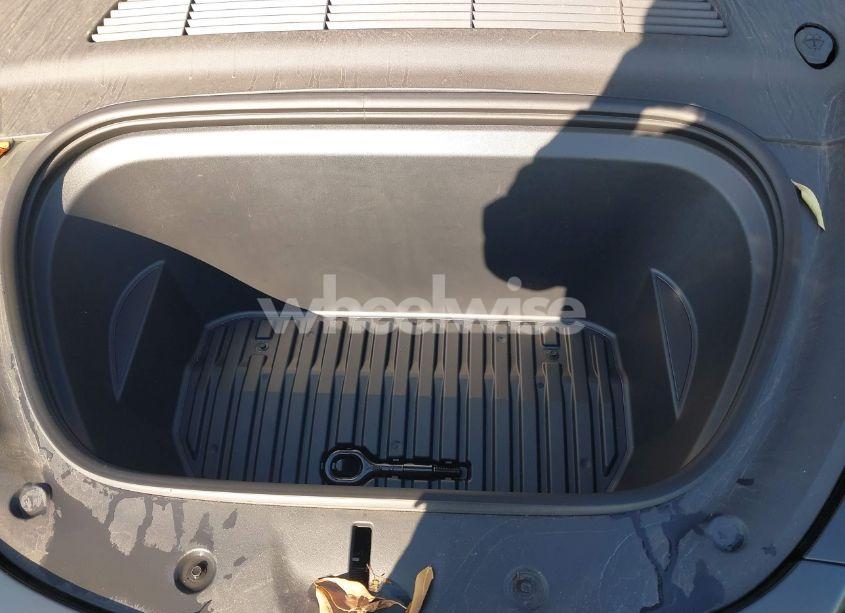 Photo 10 of 2023 Tesla Model Y AWD/LONG RANGE DUAL MOTOR ALL-WHEEL DRIVE (VIN 7SAYGAEE3PF883034)