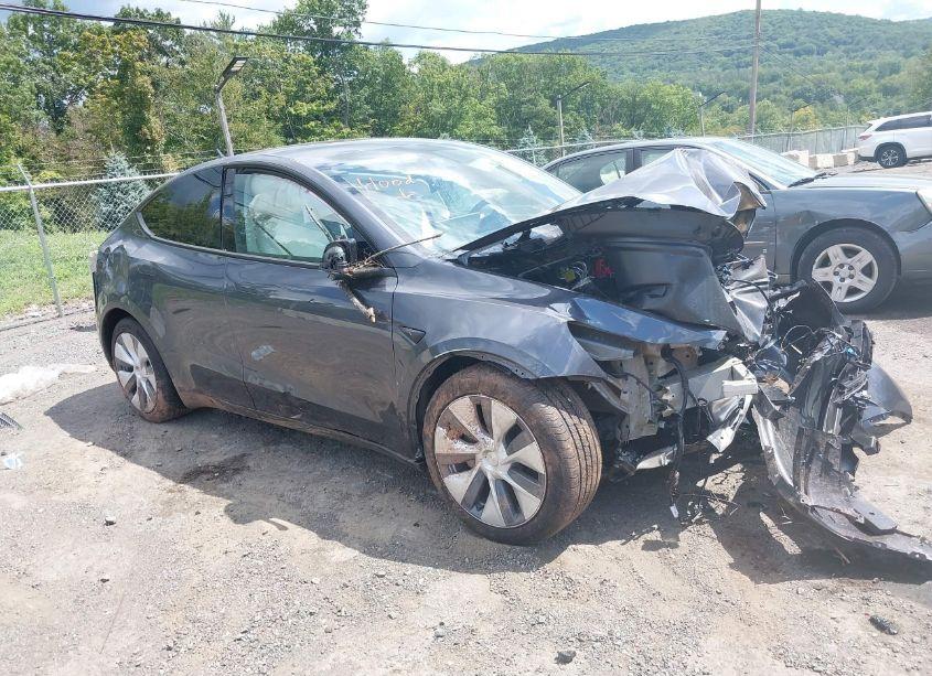 2023 Tesla Model Y AWD/LONG RANGE DUAL MOTOR ALL-WHEEL DRIVE (VIN 7SAYGAEE3PF905291) main photo