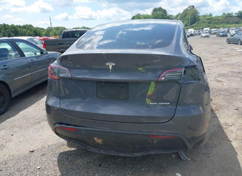 Photo 15 of 2023 Tesla Model Y AWD/LONG RANGE DUAL MOTOR ALL-WHEEL DRIVE (VIN 7SAYGAEE3PF905291)