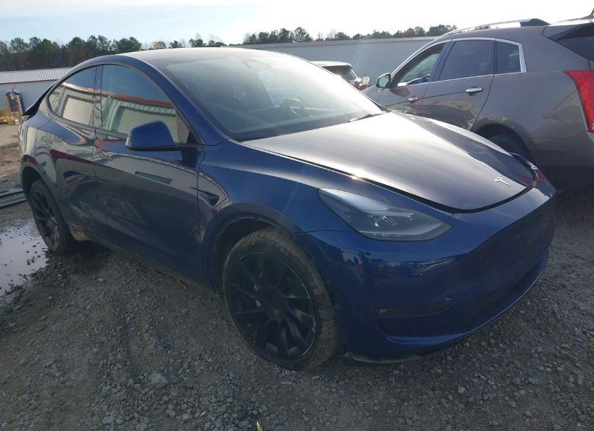 2023 Tesla Model Y AWD/LONG RANGE DUAL MOTOR ALL-WHEEL DRIVE (VIN 7SAYGAEE3PF970786) main photo