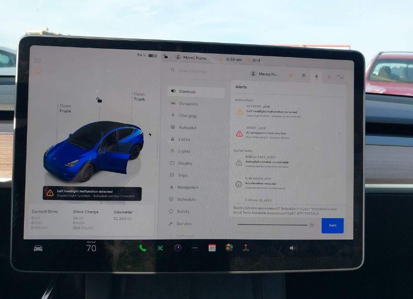 Photo 19 of 2023 Tesla Model Y AWD/LONG RANGE DUAL MOTOR ALL-WHEEL DRIVE (VIN 7SAYGAEE3PF970786)