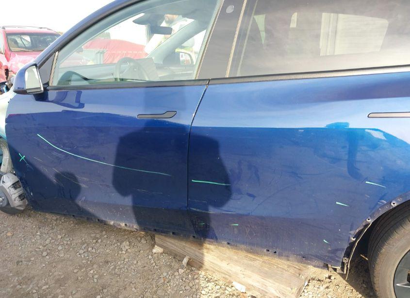 Photo 22 of 2023 Tesla Model Y AWD/LONG RANGE DUAL MOTOR ALL-WHEEL DRIVE (VIN 7SAYGAEE3PF970786)