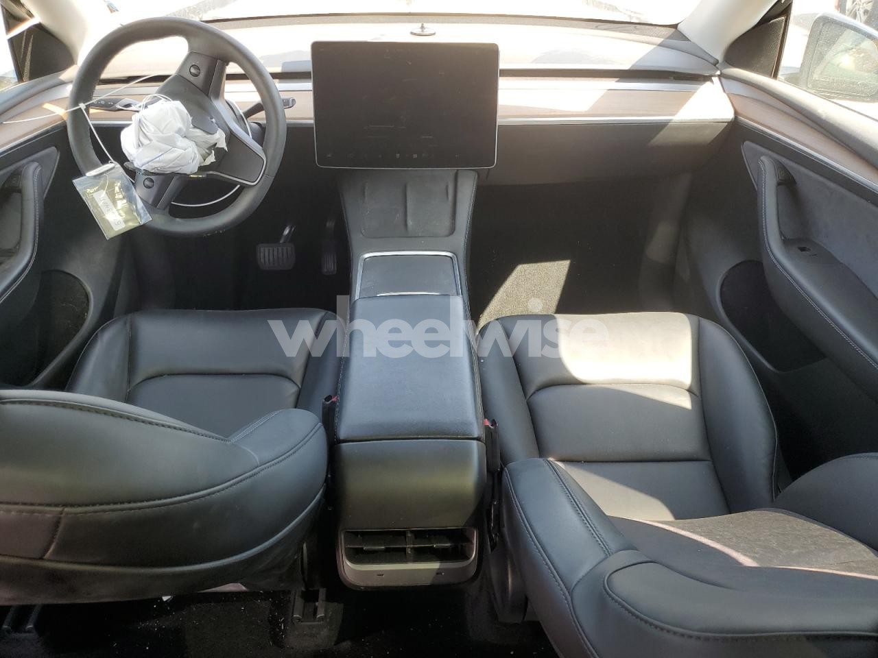 Photo 8 of 2024 TESLA MODEL Y (VIN 7SAYGAEE3RF073535)